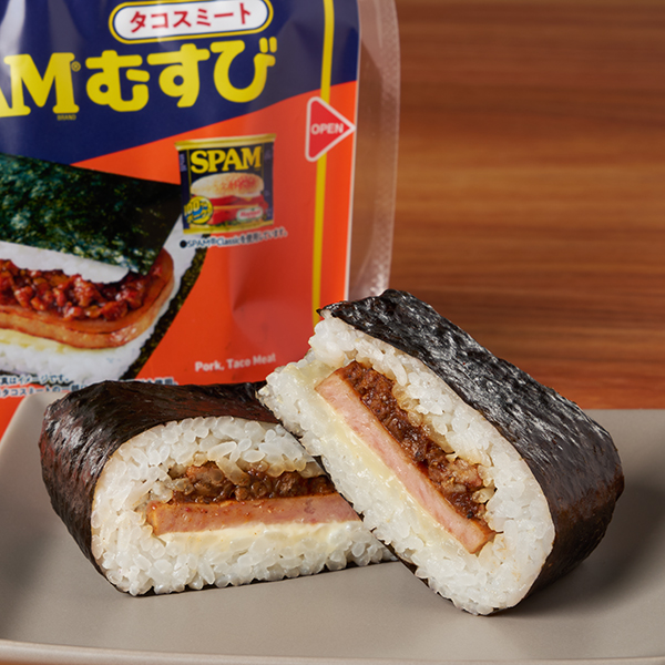 SPAM®むすび タコスミート おにぎり 366円（税込395円） ファミリーマート FamilyMart