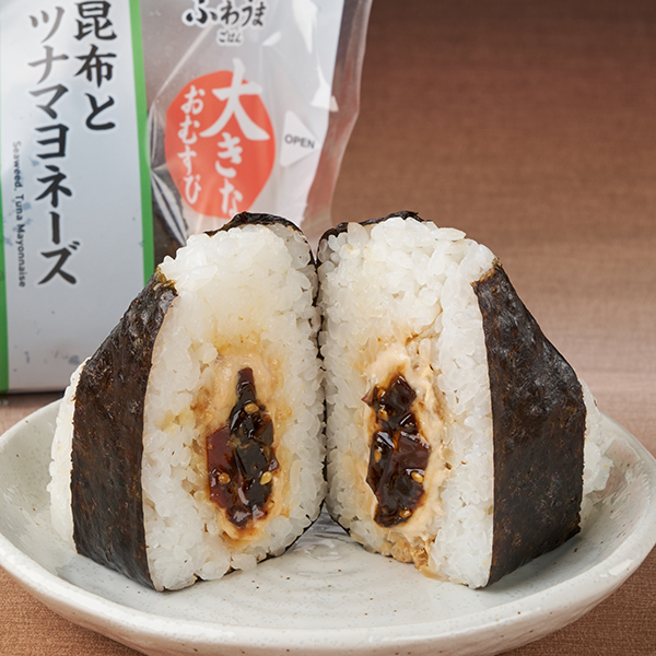 大きなおむすび 昆布とツナマヨネーズ おにぎり 297円（税込320円） ファミリーマート FamilyMart