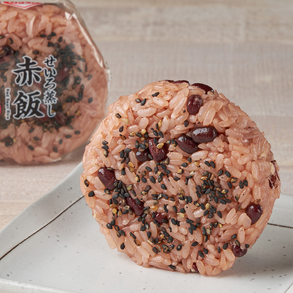 赤飯おむすび おにぎり 184円（税込198円） ファミリーマート FamilyMart