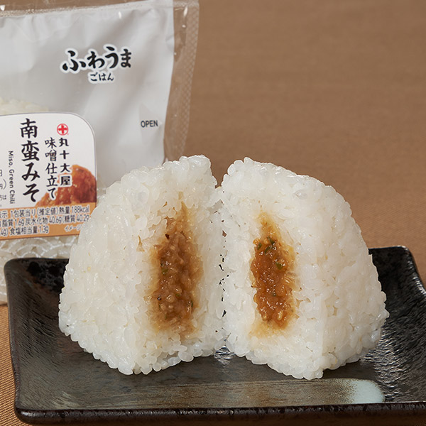 【東北】丸十大屋味噌仕立て 南蛮みそおむすび おにぎり 158円（税込170円） ファミリーマート FamilyMart