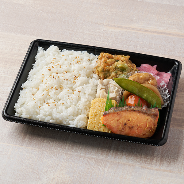 銀鮭西京焼き幕の内弁当 お弁当 554円（税込598円） ファミリーマート FamilyMart