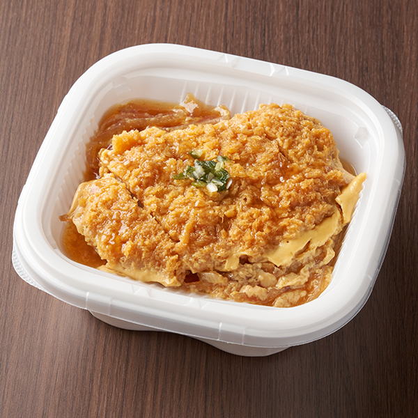 大麦豚のロースかつ丼 お弁当 647円（税込698円） ファミリーマート FamilyMart