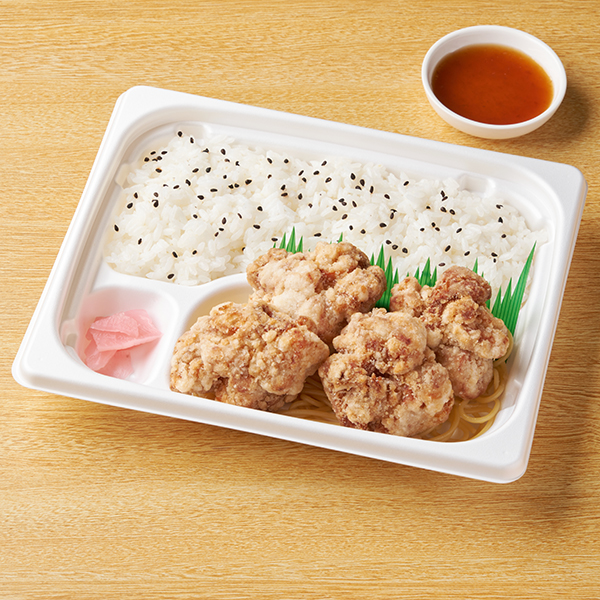 特製ゆずおろしポン酢で食べる！おろしタツタ弁当 お弁当 647円（税込698円） ファミリーマート FamilyMart
