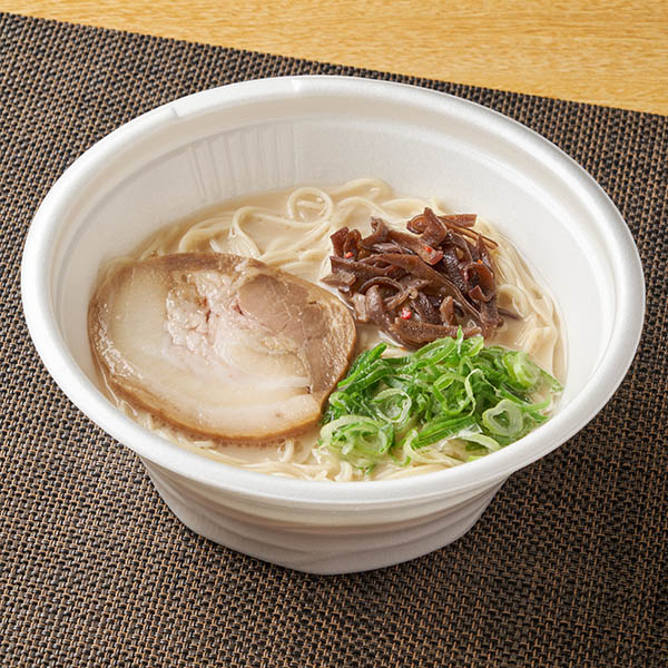 一風堂監修 とんこつラーメン 麺類 599円（税込646円） ファミリーマート FamilyMart