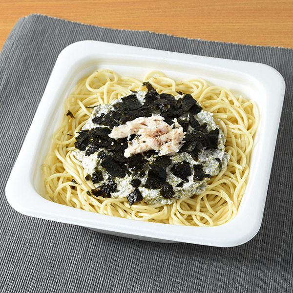 蒸し鶏の海苔クリームパスタ 麺類 499円（税込538円） ファミリーマート FamilyMart