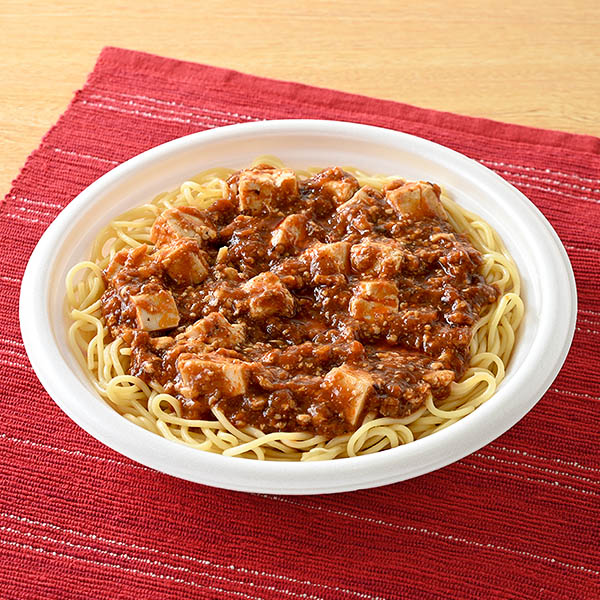 【関東】隠し味にラー油をかけて 四川風麻婆焼そば 麺類 499円（税込538円） ファミリーマート FamilyMart