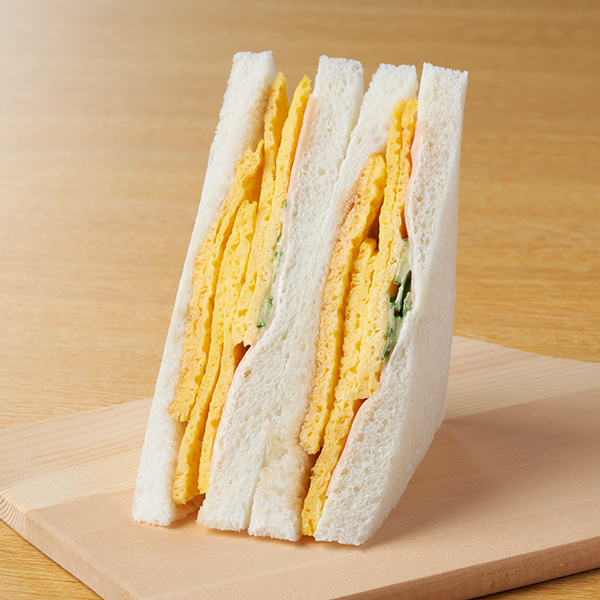 たまご焼きとハムサンド サンドイッチ 304円（税込328円） ファミリーマート FamilyMart