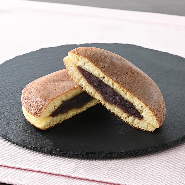 つぶあんどら焼き 菓子 145円（税込156円） ファミリーマート FamilyMart