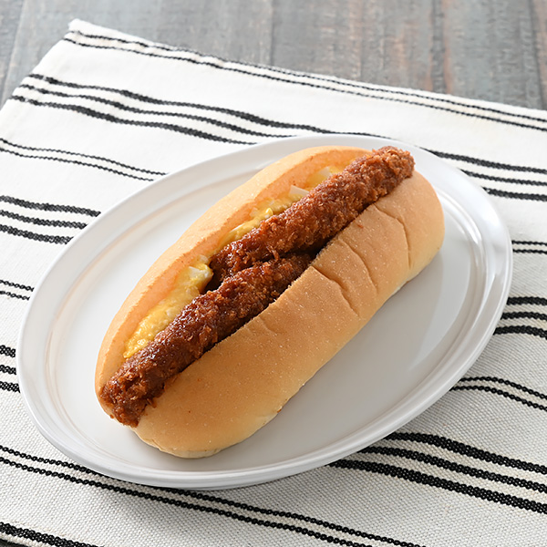 生コッペパン（コロッケ&たまご） パン 172円（税込185円） ファミリーマート FamilyMart