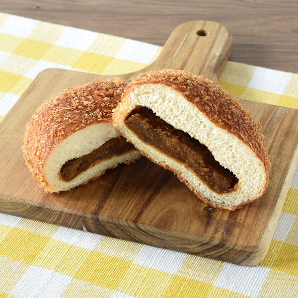 ファミマ・ザ・カレーパン パン 158円（税込170円） ファミリーマート FamilyMart