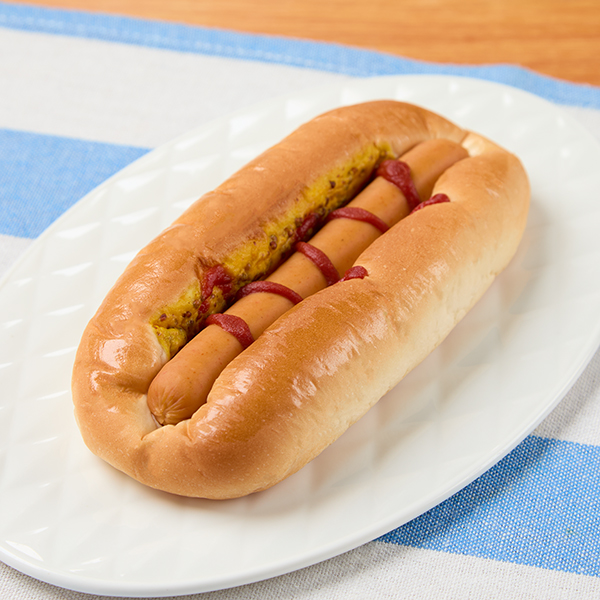 大きいあらびきチョリソー パン 153円（税込165円） ファミリーマート FamilyMart