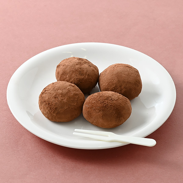 生チョコ餅 スイーツ 276円（税込298円） ファミリーマート FamilyMart