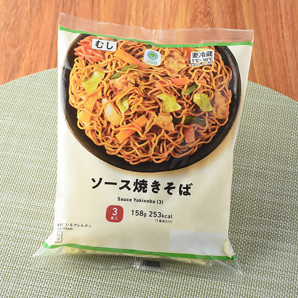 【関東】ソース焼きそば3食入り 169円（税込182円） ファミリーマート FamilyMart