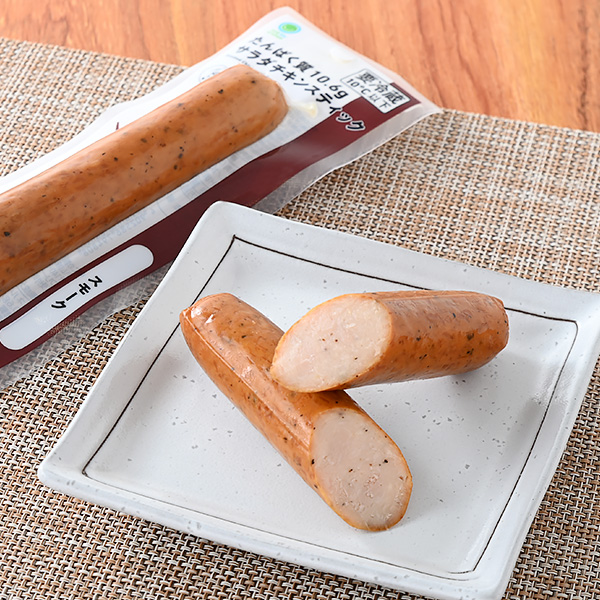 たんぱく質10.6gサラダチキンスティック スモーク 172円（税込185円） ファミリーマート FamilyMart