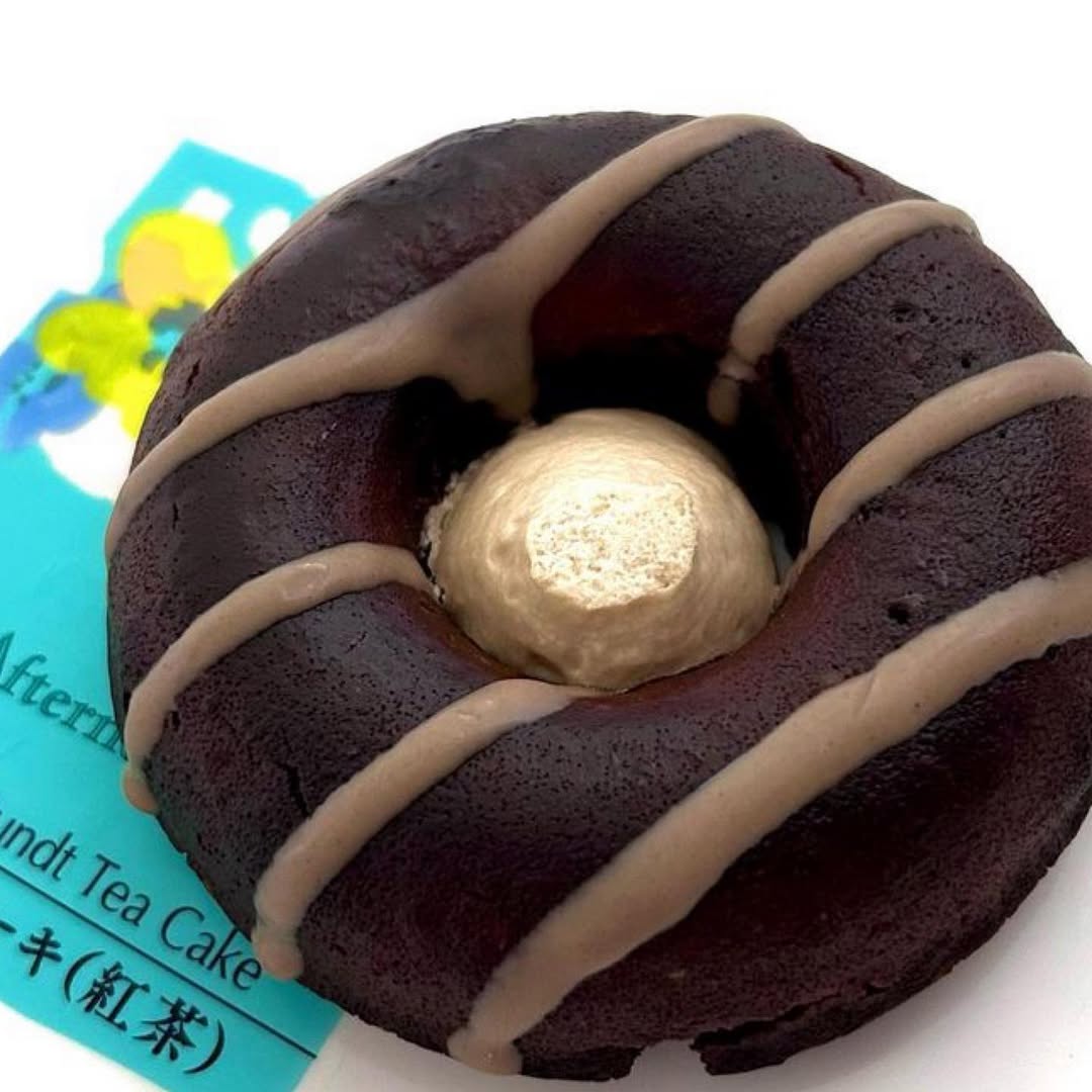 ファミリーマート 生カヌレケーキ(紅茶)