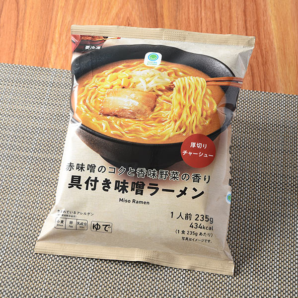 赤味噌のコクと香味野菜の香り具付き味噌ラーメン