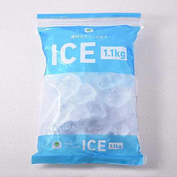 便利なチャック付きICE 1.1㎏ アイス 276円（税込298円） ファミリーマート FamilyMart