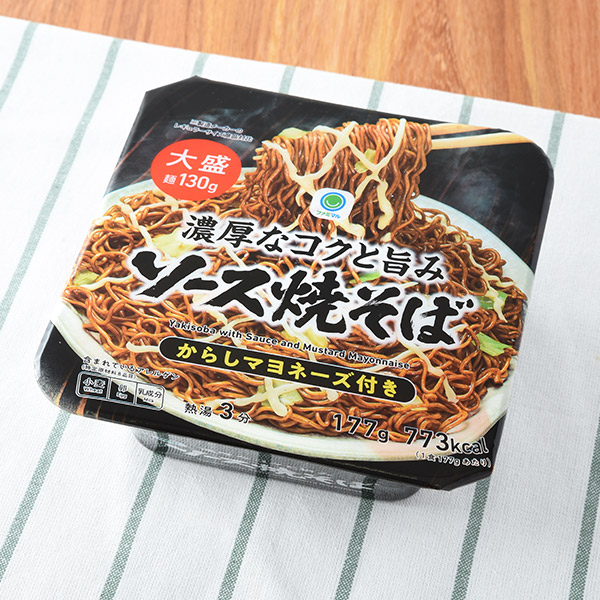ソース焼そば からしマヨネーズ付き 大盛 212円（税込228円） ファミリーマート FamilyMart