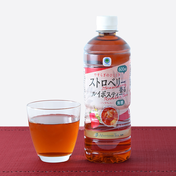 Afternoon Tea監修 ストロベリー香るルイボスティー 600ml ドリンク 110円（税込118円） ファミリーマート FamilyMart