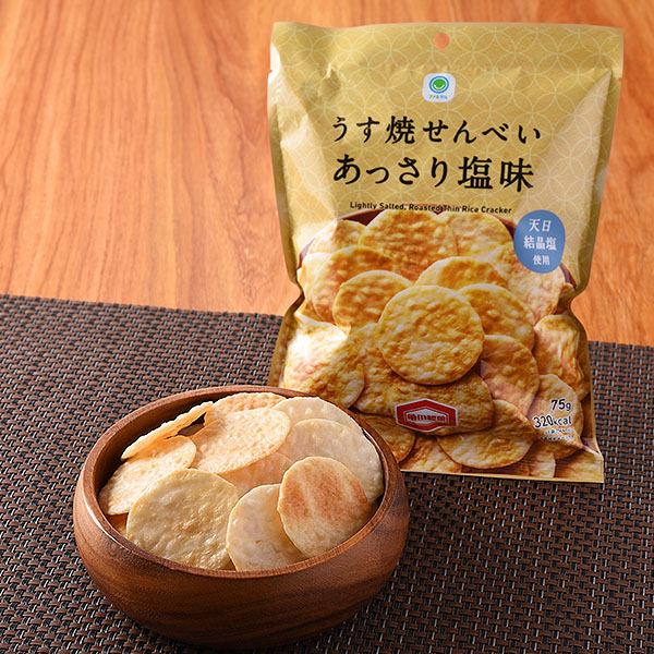 うす焼せんべいあっさり塩味 菓子 147円（税込158円） ファミリーマート FamilyMart