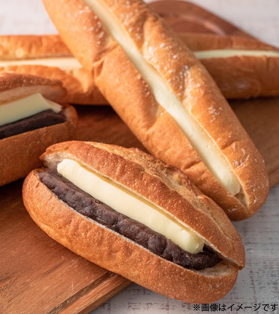 ファミリーマート フランスパン2種 あんフランス 濃厚ミルクフランス