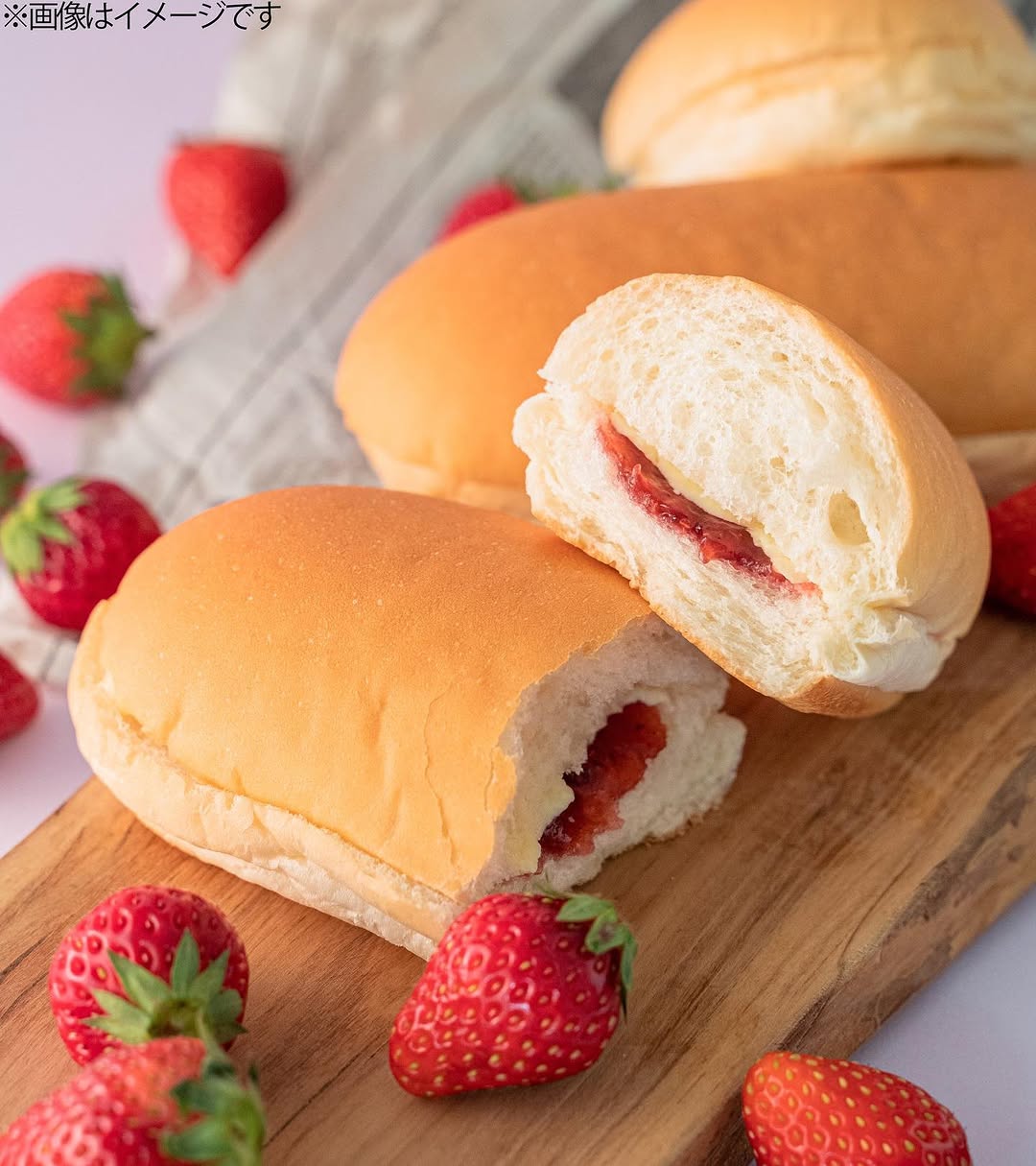 ファミリーマート コッペパン イチゴ&マーガリン