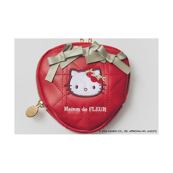 Maison de FLEUR × HELLO KITTY いちごチャームBOOK エンタメ 2,900円（税込3,190円） ファミリーマート FamilyMart