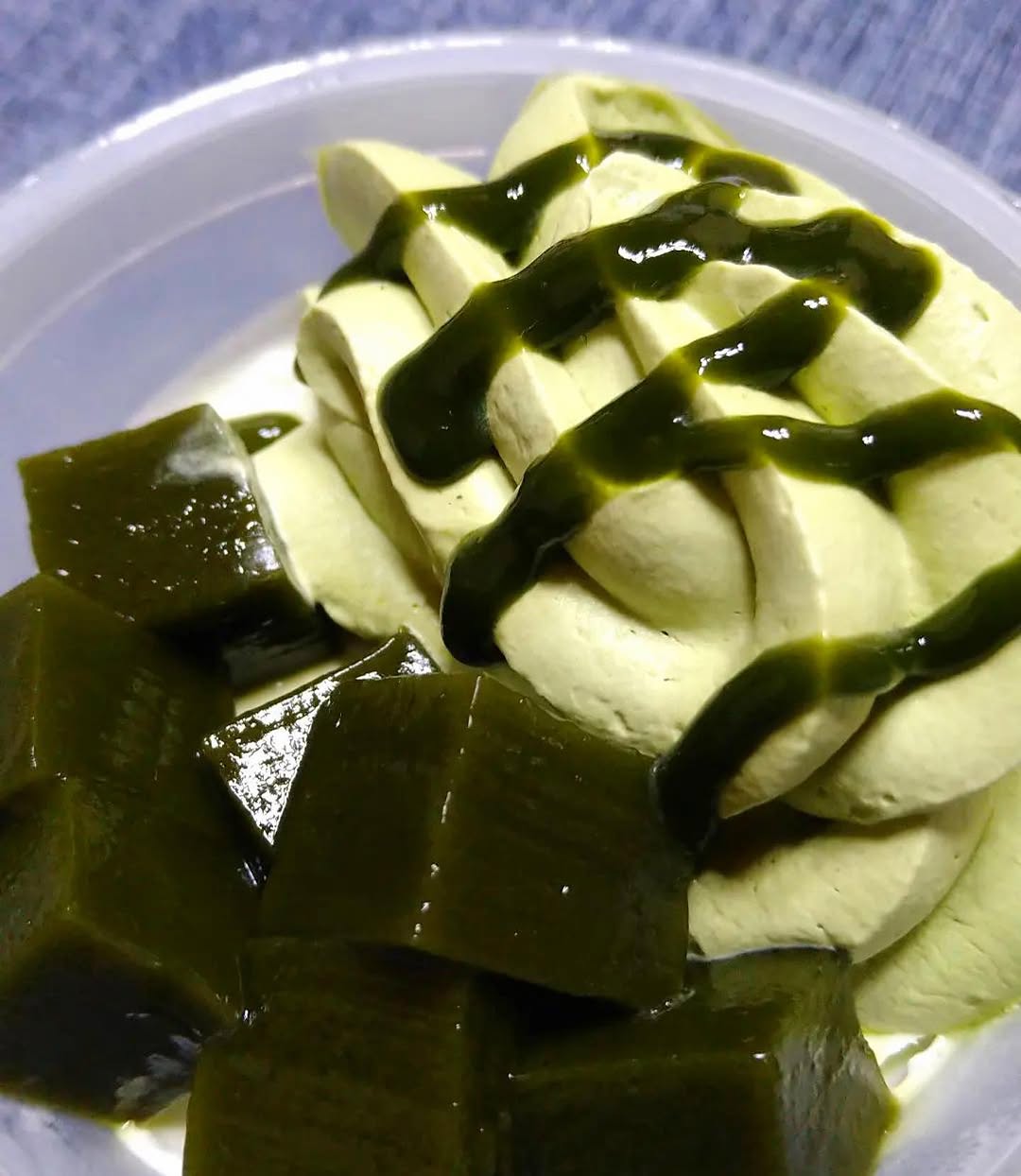 ファミマスイーツ部抹茶ミルクパフェファミマ