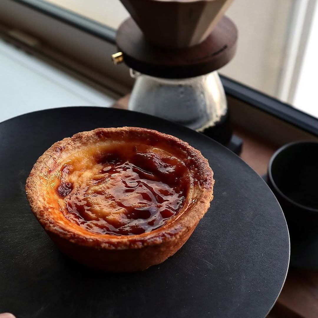 ファミマスイーツ部コーヒーコーヒー好きコーヒーのある暮らしコーヒーのある生活コーヒーのある風景エッグタルトファミマファミマスイーツcoffeecoffeeofthedaycoffeelifecoffeelovercoffeetimecoffeebreakpouroverpourovercoffeecoffeesweetstart