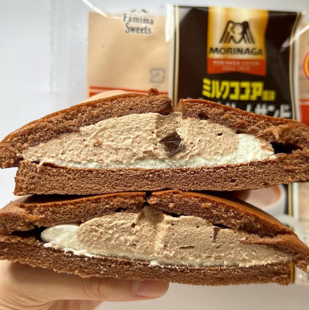 ファミマスイーツ部familymartファミマファミリーマートファミマスイーツファミマ新商品ファミマ限定ファミリーマートスイーツファミリーマート限定コンビニスイーツコンビニコンビニ新商品コンビニスイーツ新商品コンビニスイーツ部スイーツ滝沢駅前通店