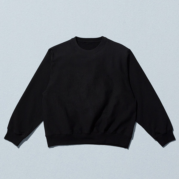 スウェットトレーナー くろ 日用品 2,719円（税込2,990円） ファミリーマート FamilyMart