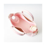 ファミリーマート sweet presents YOUNG & OLSEN The DRYGOODS STORE BELTED TOTE BAG BOOK PINK 使用イメージ
