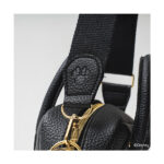 ファミリーマート sweet presents YOUNG & OLSEN The DRYGOODS STORE SHOULDER BAG BOOK with Disney MINNIE MOUSE 商品正面